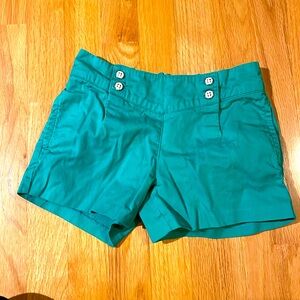 Janie and Jack 
green adorable shorts with buttons girls size 7